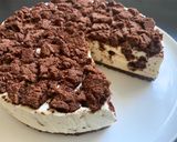 A picture of step 6 of Choc Ripple Cheesecake.