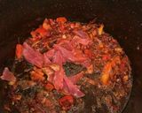 A picture of step 2 of Concoction spaghetti.
