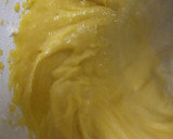 Foto del paso 3 de la receta: Bizcochuelo de leche caliente