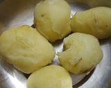 A picture of step 1 of Potato bhaji.