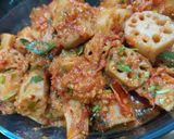 A picture of step 6 of Lotus roots with mirchi.