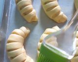 Foto langkah ke 7 dari resep Donat Panggang Empuk isi Ragout.