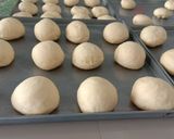 Foto langkah ke 2 dari resep Roti sobekku.