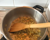 Foto del paso 1 de la receta: Potaje con espinacas y rellenos de bacalao