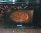A picture of step 3 of Vegetable pizza.