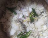 মুলা এবং চ্যাপা শুটকি দিয়ে খাঁড়ি / খারি রেসিপির ধাপ 2 ছবি