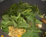 Foto langkah ke 4 dari resep Indomie Dok - Dok Goreng.