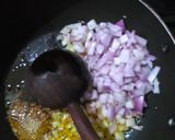 A picture of step 2 of Tikka Gobi Masala.