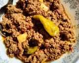 A picture of step 5 of Aloo Qeema.