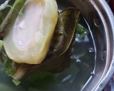 Foto langkah ke 4 dari resep Sayur asem bening, pakai mangga muda.