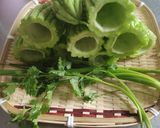 Hình bước làm 2 của món Khổ qua hầm nước dừa