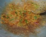 A picture of step 4 of Onion Paratha.