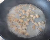 Foto del passaggio 2 della ricetta Spaghetti cremosi alle vongole