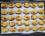 Foto del paso 5 de la receta: Bizcochitos de roquefort y tomates secos