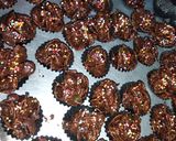 Foto langkah ke 8 dari resep Cornflakes coklat.