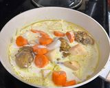 A picture of step 5 of Vietnamese Lemongrass Chicken Curry! (Cà Ri Gà).