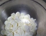 Foto del paso 5 de la receta: Tarta de dulce de leche, nuez y chocolate blanco