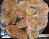 Pestós/Erős Pistás-sajtos csirkemell szelet recept fázis 1 fotója
