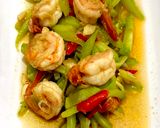 Foto langkah ke 6 dari resep Tumis labu siam udang.