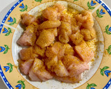Foto del paso 2 de la receta: Wrap de pollo al curry aguacate, mozzarella y piña