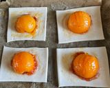 A picture of step 3 of FRESH APRICOT TART:.