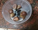 Foto del paso 2 de la receta: Buñuelos de calabaza asada y castañas con natillas