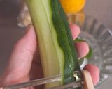 Foto del paso 1 de la receta: Jugo o licuado de pepino, jengibre fresco, limón, menta y toque de sal marina 🌊 🌱 🍋 🫚🥒