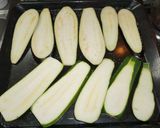 Foto del paso 1 de la receta: Zapallo italiano y berenjena a la plancha