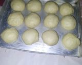 Foto langkah ke 4 dari resep Roti burger mini.