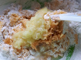 Budín de manzana y pasas (sin harina de trigo y sin azúcar)