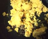 A picture of step 3 of Daal Puri.