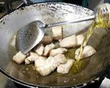 รูปขั้นตอนการทำที่ 2 ของ หมูหวานกรอบ