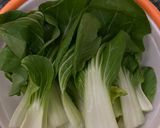 Foto langkah ke 1 dari resep Tumis Pakcoy Bawang Putih.