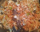 ক্যাবেজ স্টাফড চীজ ওমলেট(cabbage stuffed chees omlette recipe in Bengali) রেসিপি ধাপ - 2 ছবি