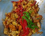 Foto langkah ke 3 dari resep Orak arik Telur sosis.