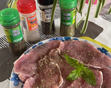 Foto del paso 1 de la receta: Lomo en salsa 💃🏻,todo en crudo