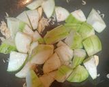 雞湯絲瓜枸杞的食譜步驟1照片