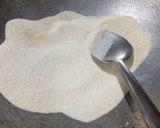 A picture of step 1 of Caramelized suji /rava halwa.