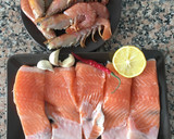 Foto del paso 1 de la receta: Salmón al ajillo