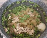Foto del passaggio 2 della ricetta Nuggets di quinoa e piselli