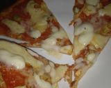 صورة لخطوة 4 من وصفة بيتزا خفيفة خشينة بززززاف بنينة 🍕🍕
