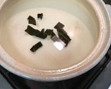 A picture of step 3 of Soy beans milk pan.