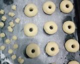 Foto langkah ke 6 dari resep Donat Kilat Eggless Super Lembut (Dijamin! 😊).