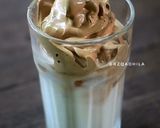 Foto langkah ke 3 dari resep Dalgona Coffee (Hasil Krim Kental Banget Tanpa Mikser).