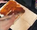 A picture of step 2 of Bread pizza.