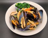 A picture of step 6 of Ginisang Tahong/ Stir Fried Mussels.