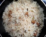 A picture of step 7 of Punjabi Wadi Chawal.