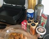 Une image de l'étape 1 de Spaghettis au poulet mariné paprika avec all-Clad.
