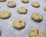 Foto del paso 3 de la receta: 🐾🐶🐾Galletitas de manzana para compartir con tu perrito 🐾🐶🐾 sin azúcar, sin harina, sin manteca