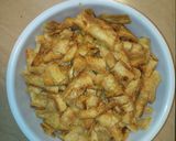 Foto langkah ke 3 dari resep Keripik singkong manggleng.